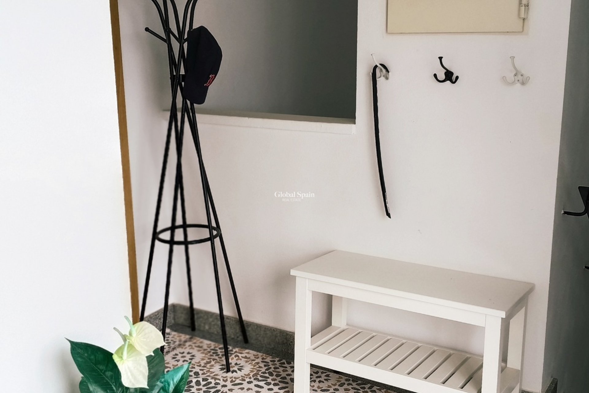 Revente - APPARTEMENT -
SUCINA - Inland