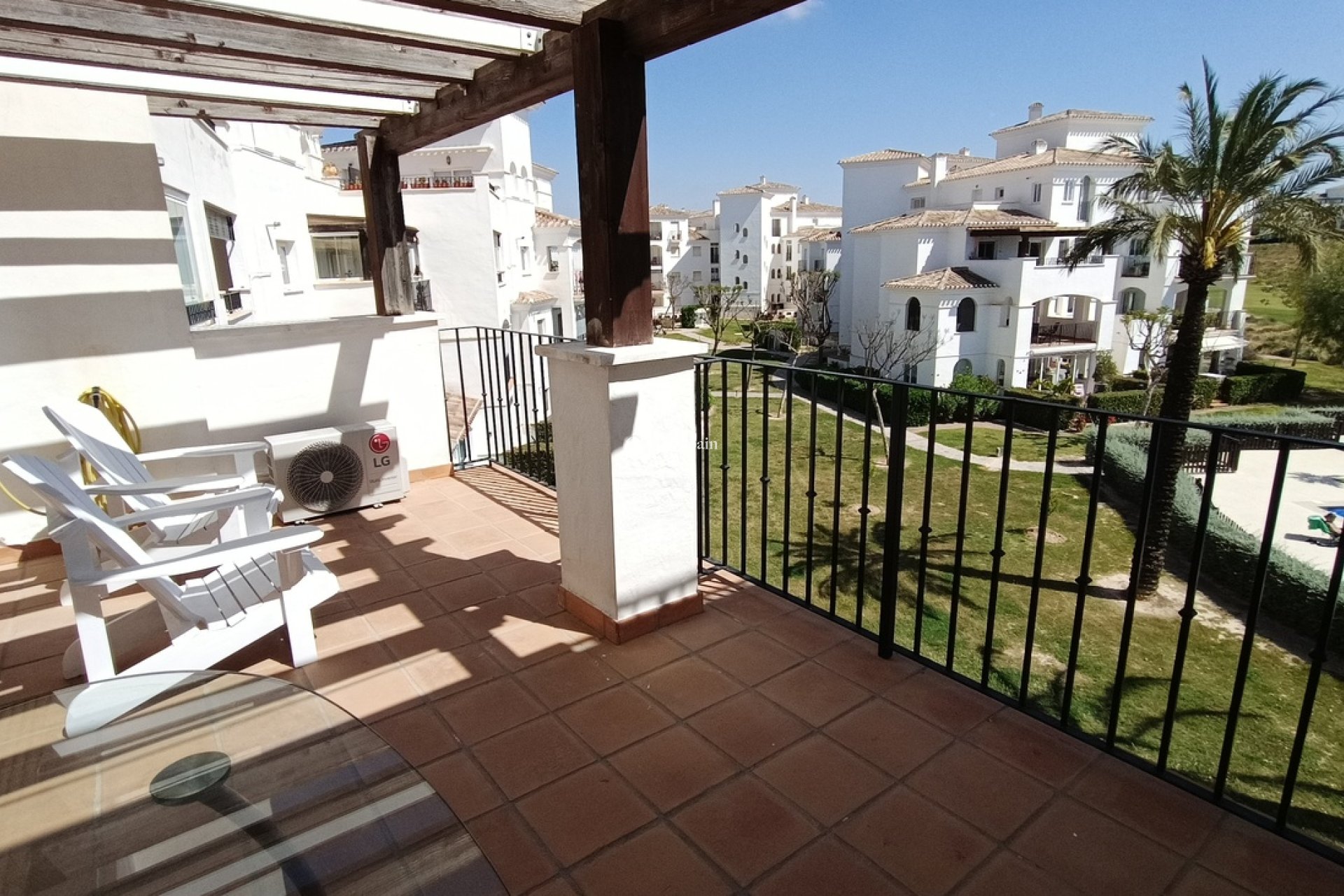 Revente - APPARTEMENT -
SUCINA - Inland