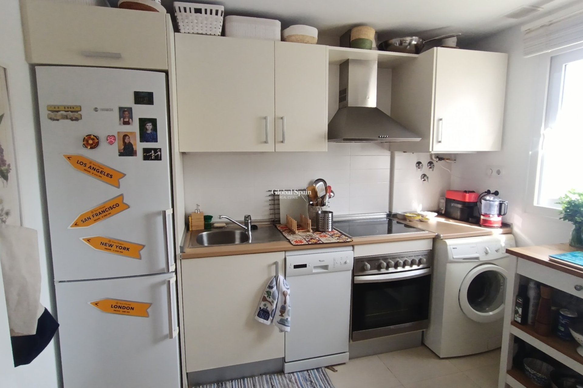 Revente - APPARTEMENT -
SUCINA - Inland