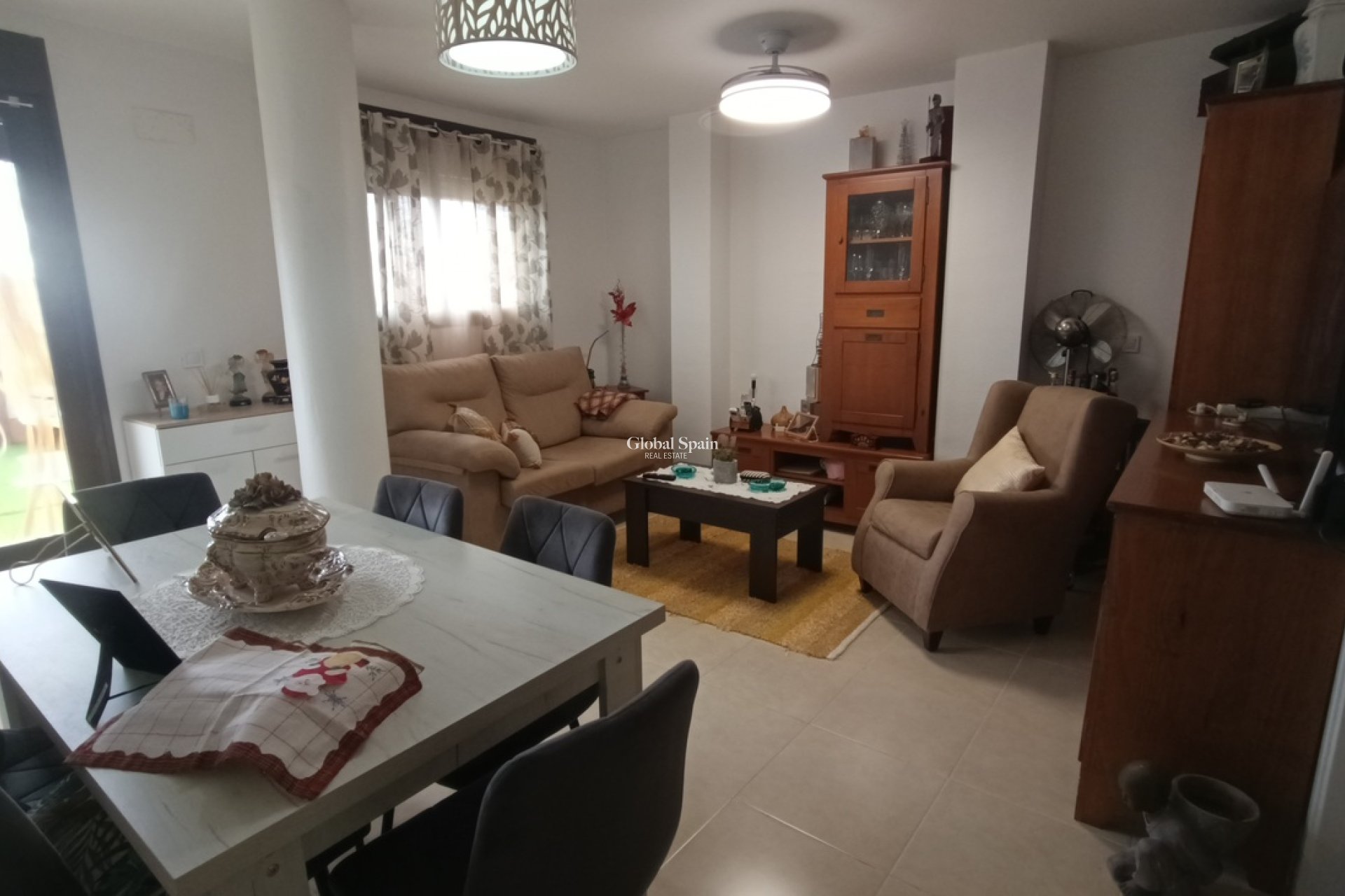 Revente - APPARTEMENT -
SUCINA - Inland