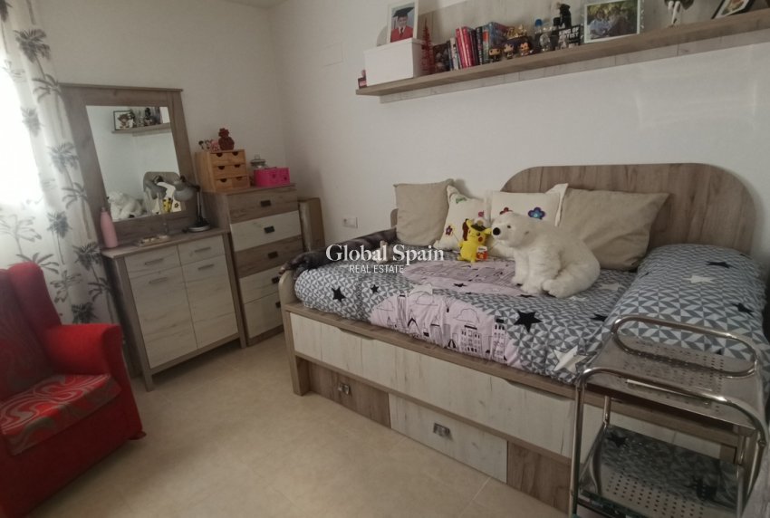 Revente - APPARTEMENT -
SUCINA - Inland
