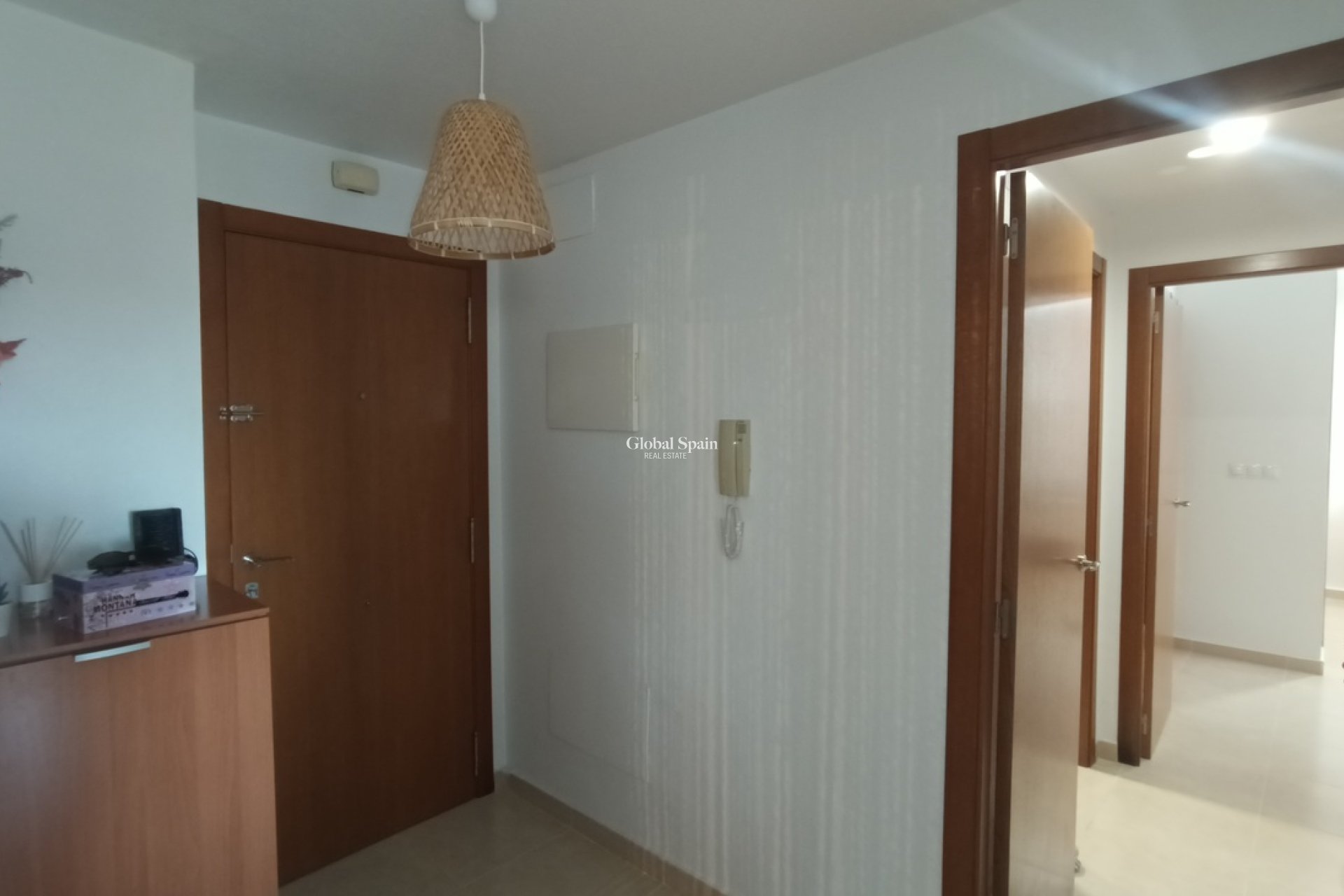 Revente - APPARTEMENT -
SUCINA - Inland