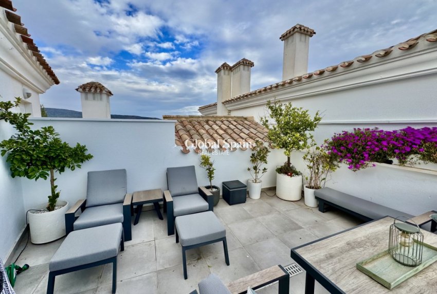 Revente - APPARTEMENT -
SUCINA - Inland