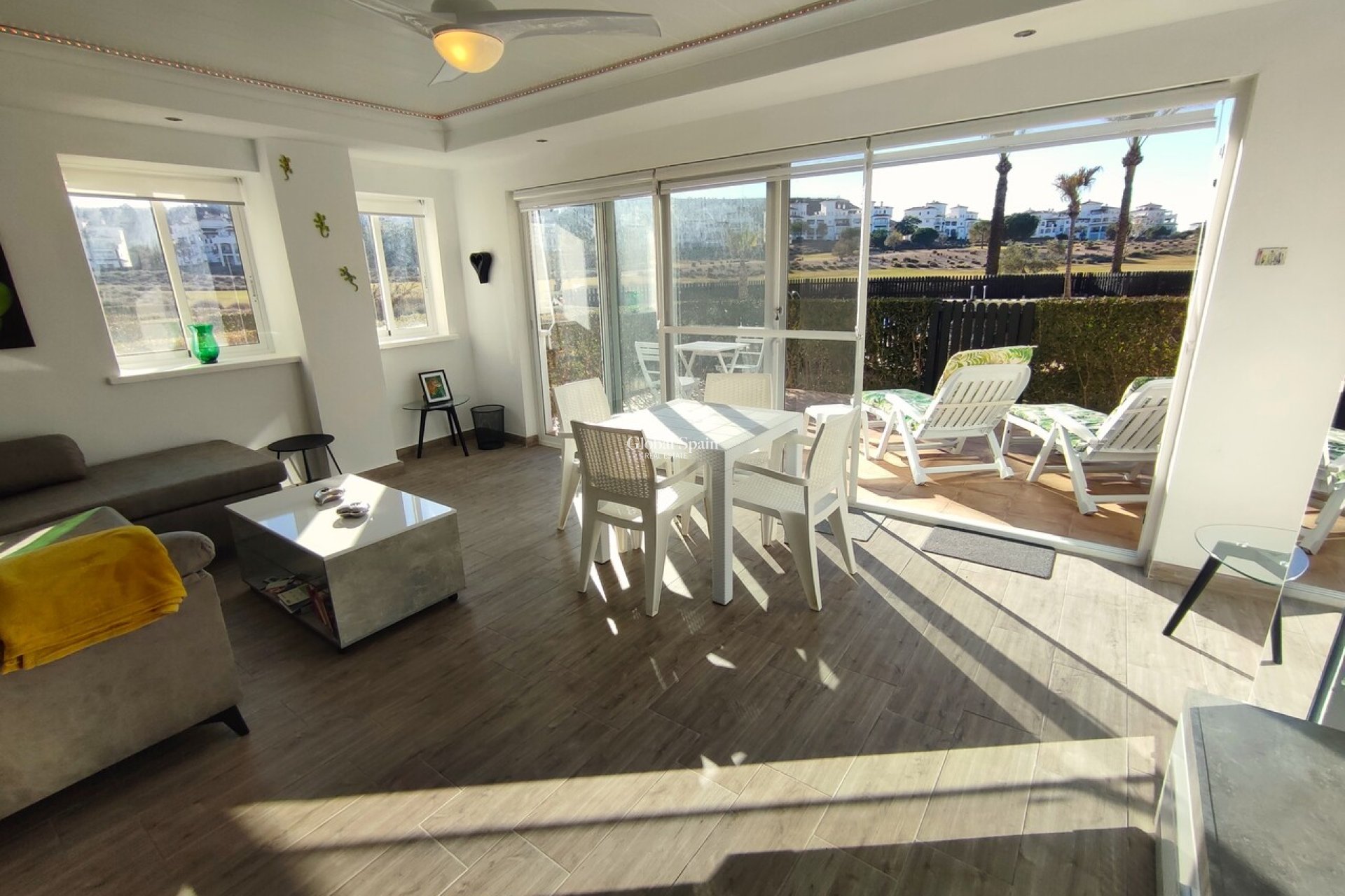 Revente - APPARTEMENT -
SUCINA - Inland