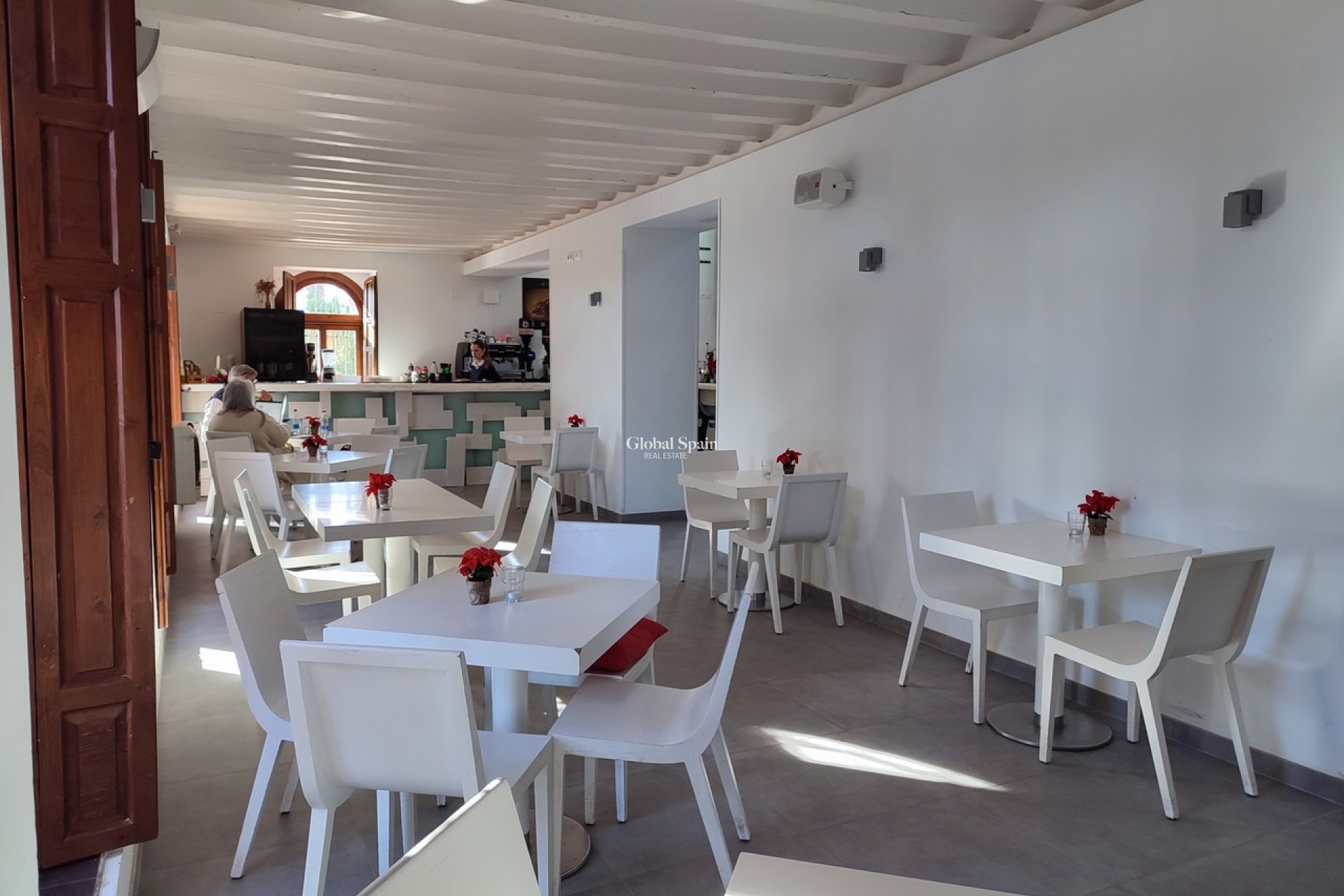 Revente - APPARTEMENT -
SUCINA - Inland