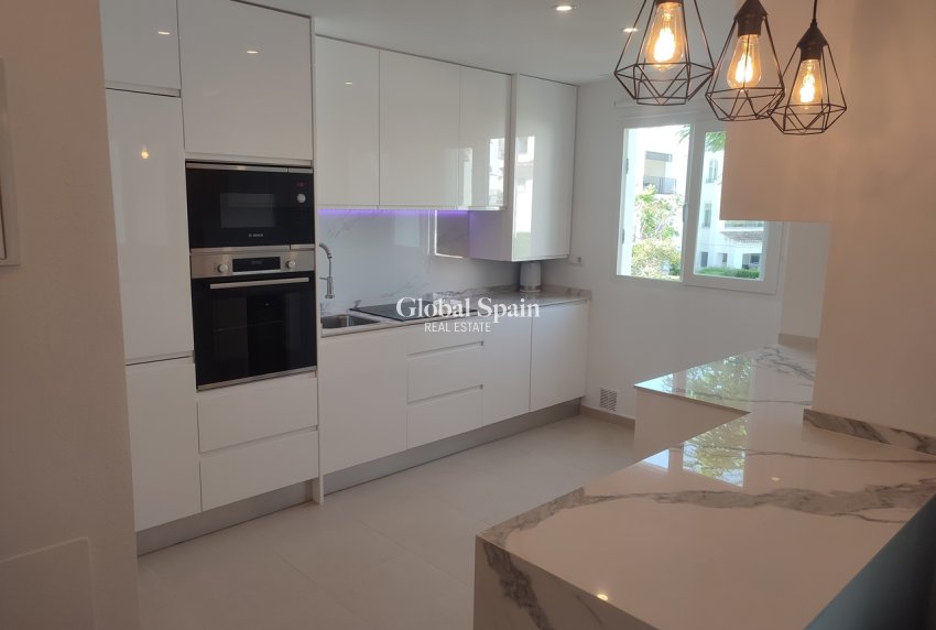 Revente - APPARTEMENT -
SUCINA - Inland