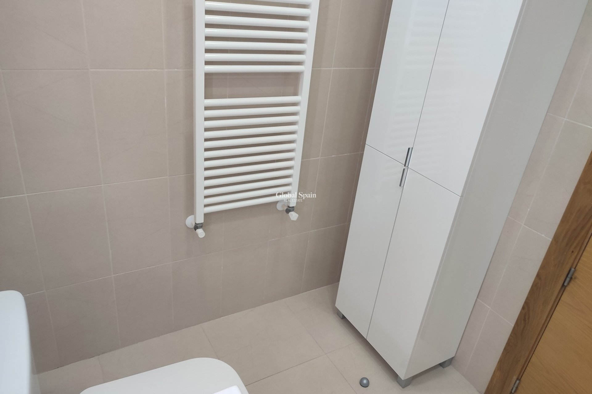 Revente - APPARTEMENT -
SUCINA - Inland