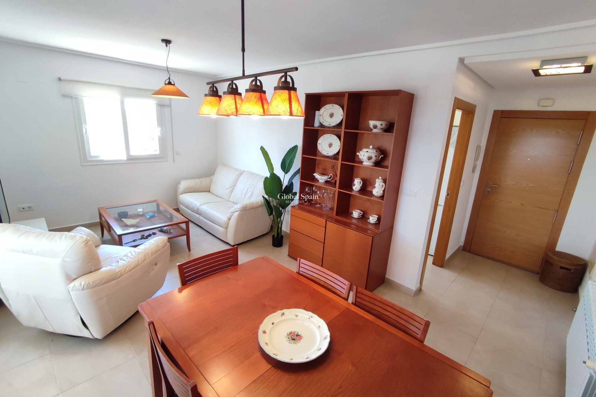 Revente - APPARTEMENT -
SUCINA - Inland