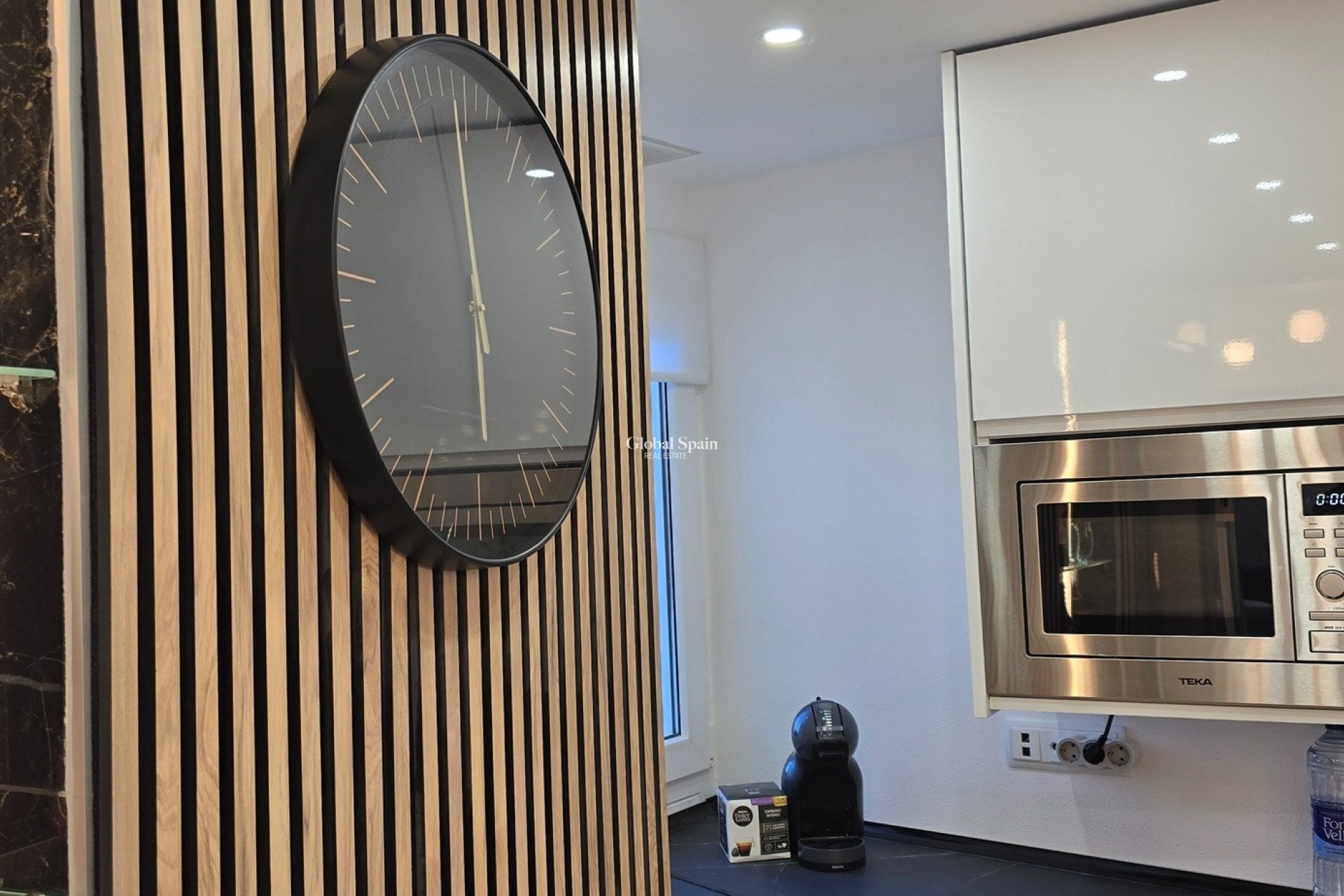 Revente - APPARTEMENT -
SUCINA - Sucina