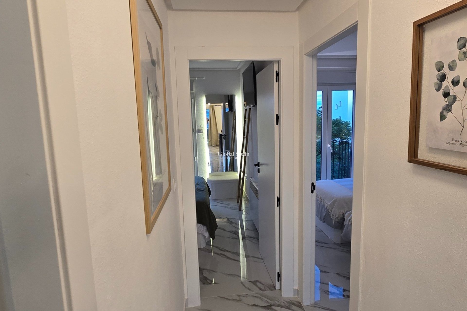 Revente - APPARTEMENT -
SUCINA - Sucina