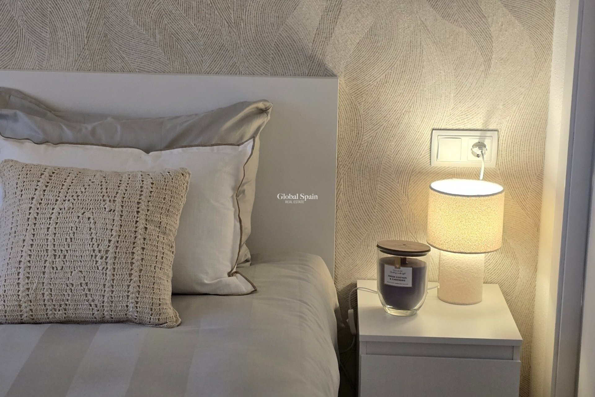 Revente - APPARTEMENT -
SUCINA - Sucina