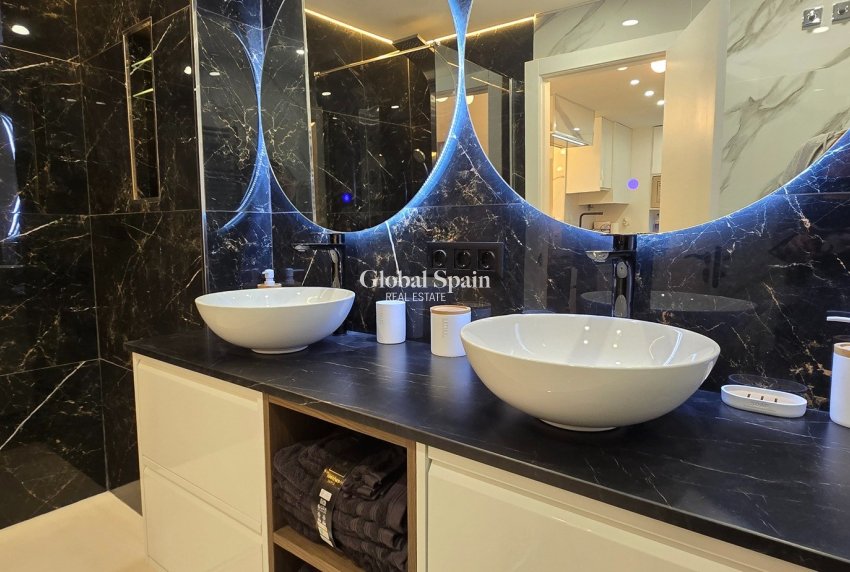 Revente - APPARTEMENT -
SUCINA - Sucina