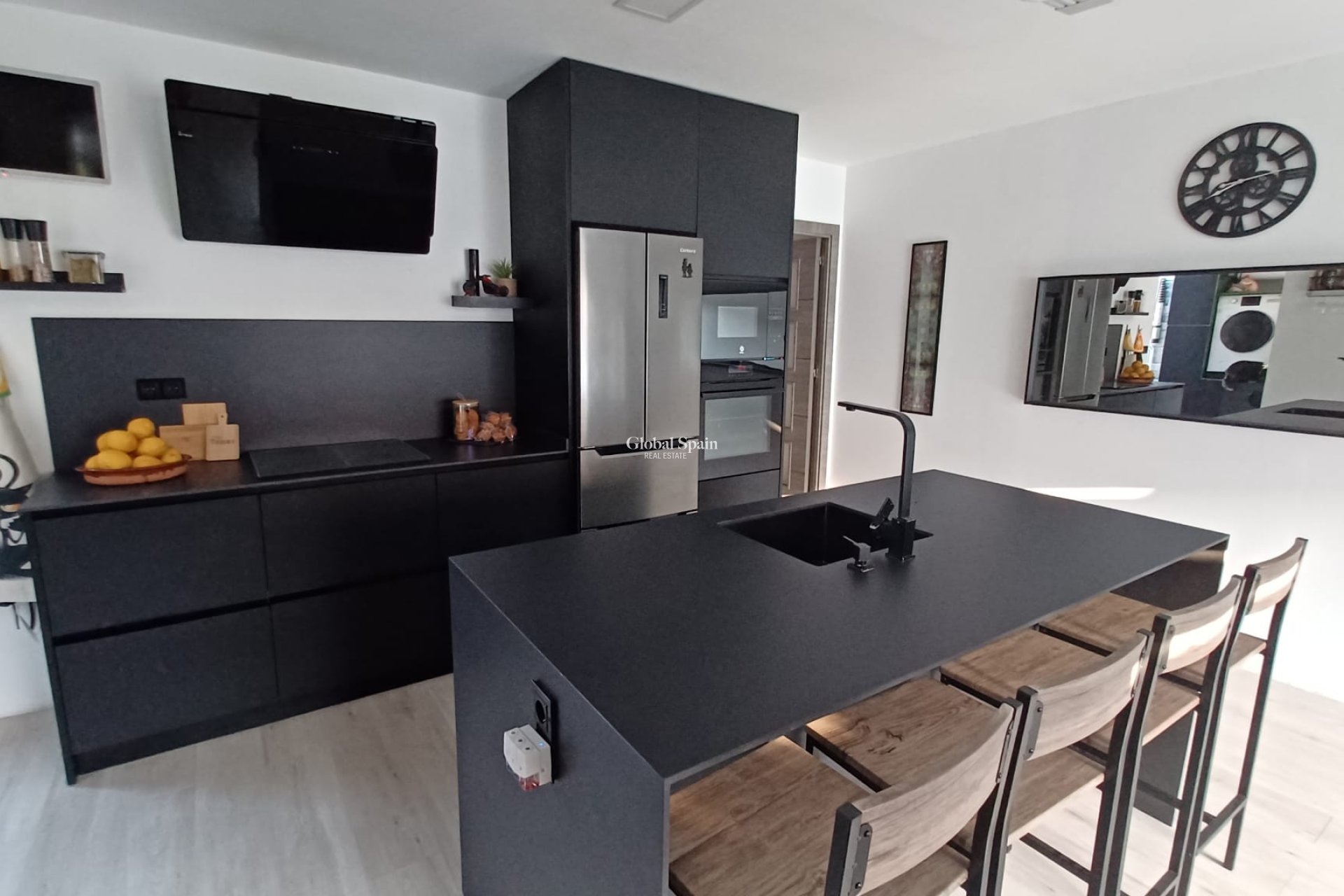 Revente - Appartement -
TORRE DE LA HORADADA - Costa Blanca Sur