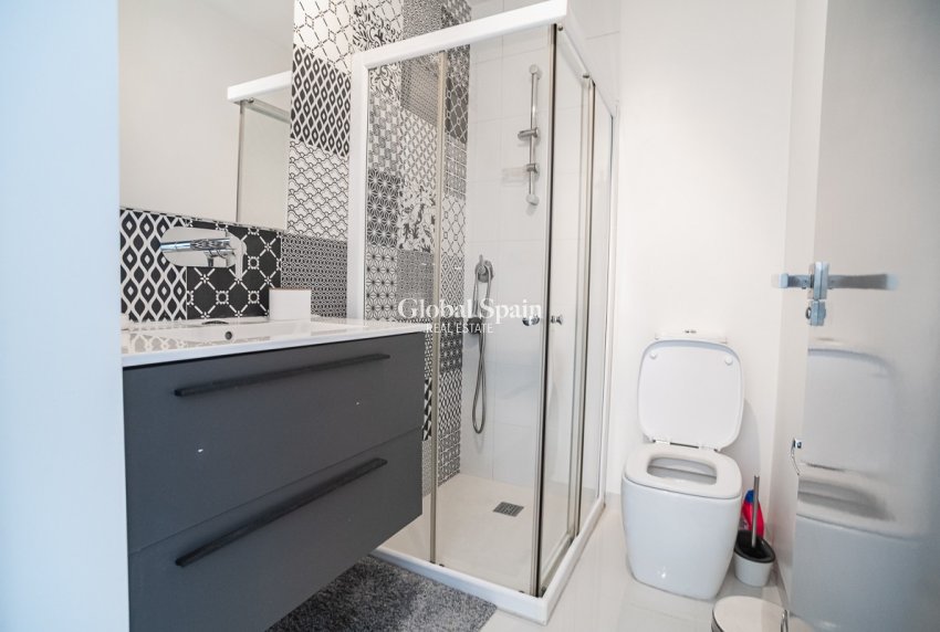 Revente - Appartement -
TORRE DE LA HORADADA - TORRE DE LA HORARADA