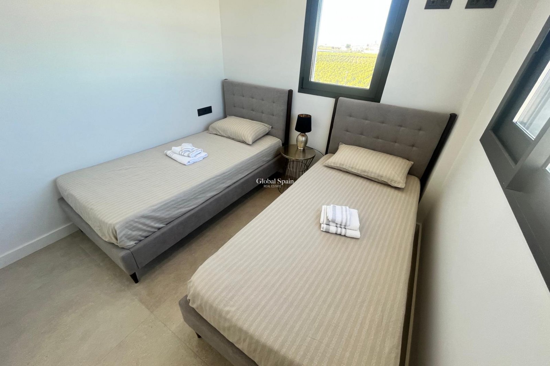 Revente - APPARTEMENT -
TORRE PACHECO - Inland