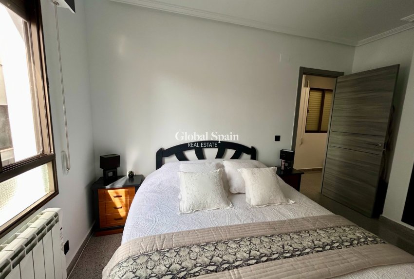 Revente - APPARTEMENT -
TORREMENDO - Costa Blanca