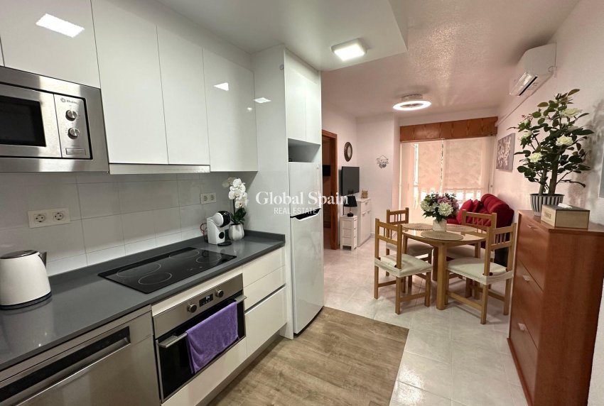 Revente - Appartement -
TORREVIEJA - Acequion