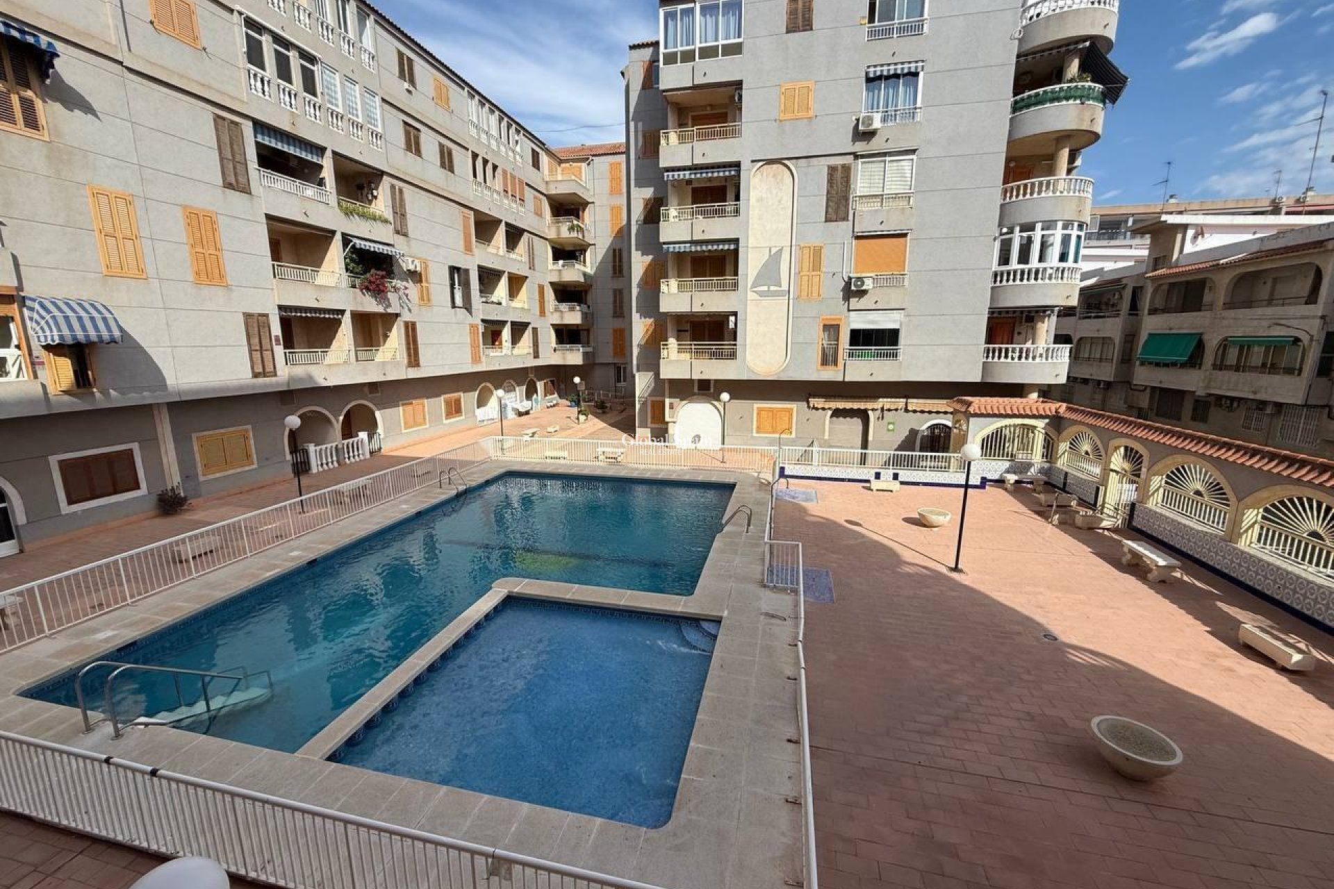 Revente - Appartement -
TORREVIEJA - Acequion