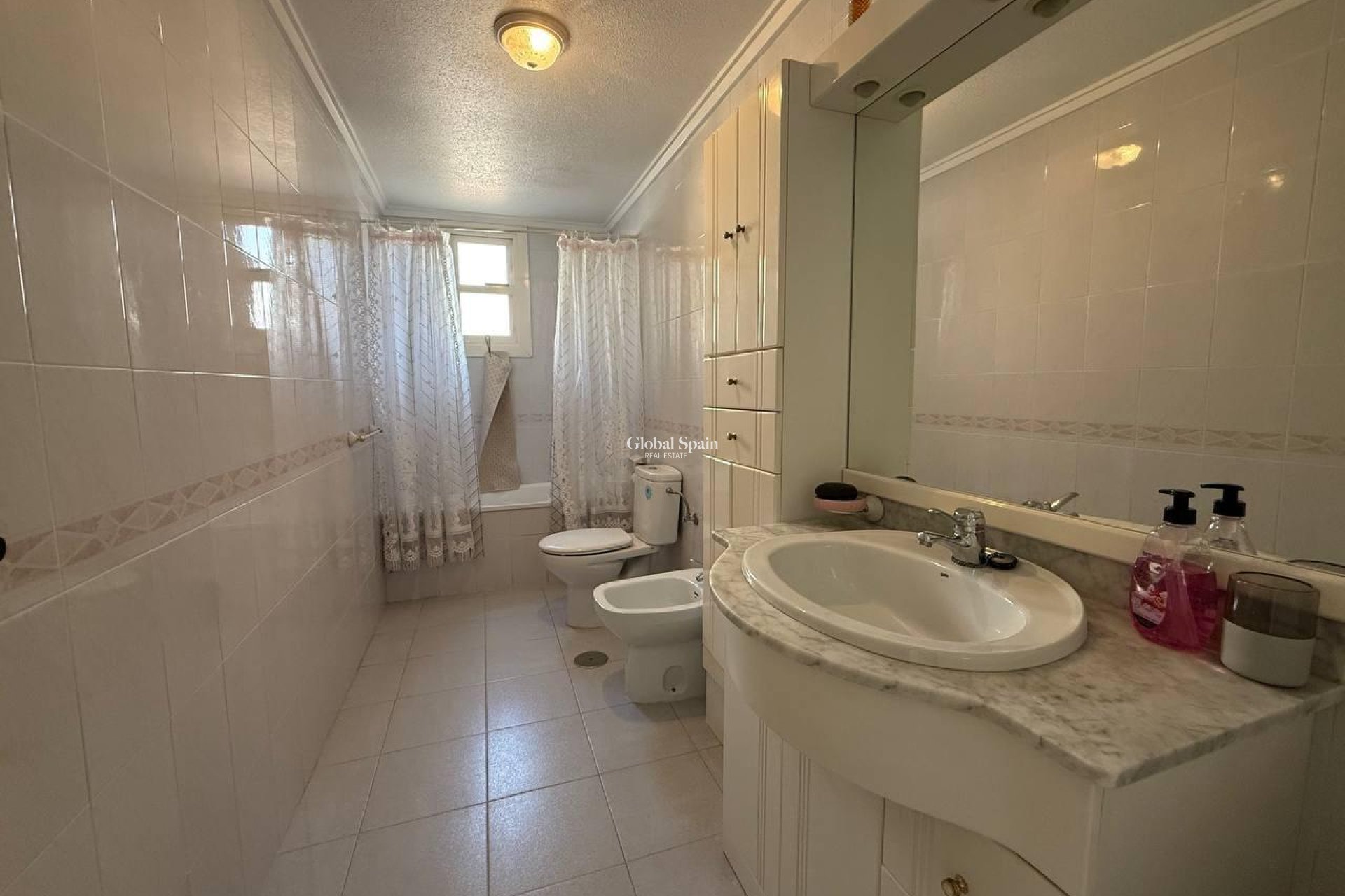 Revente - Appartement -
TORREVIEJA - Acequion