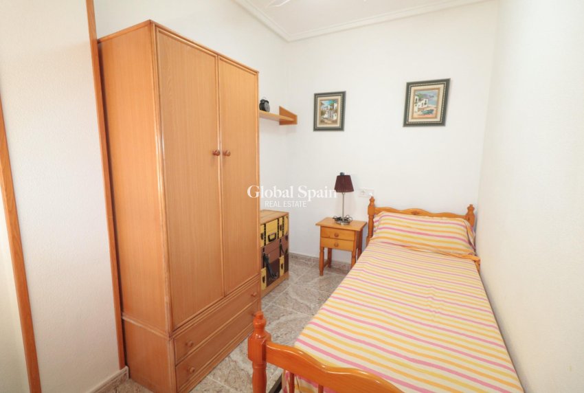 Revente - APPARTEMENT -
TORREVIEJA - Acequion