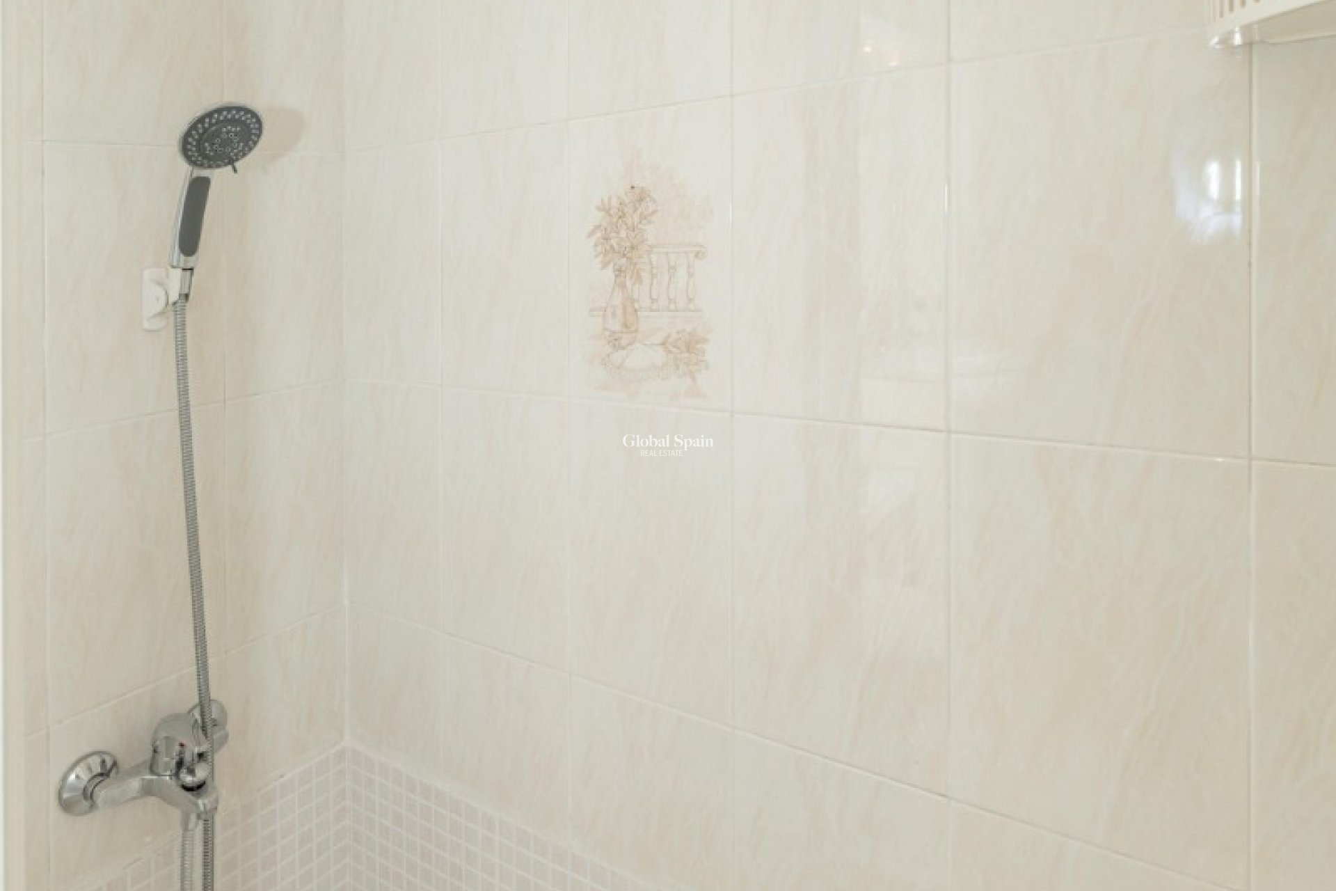 Revente - APPARTEMENT -
TORREVIEJA - Acequion