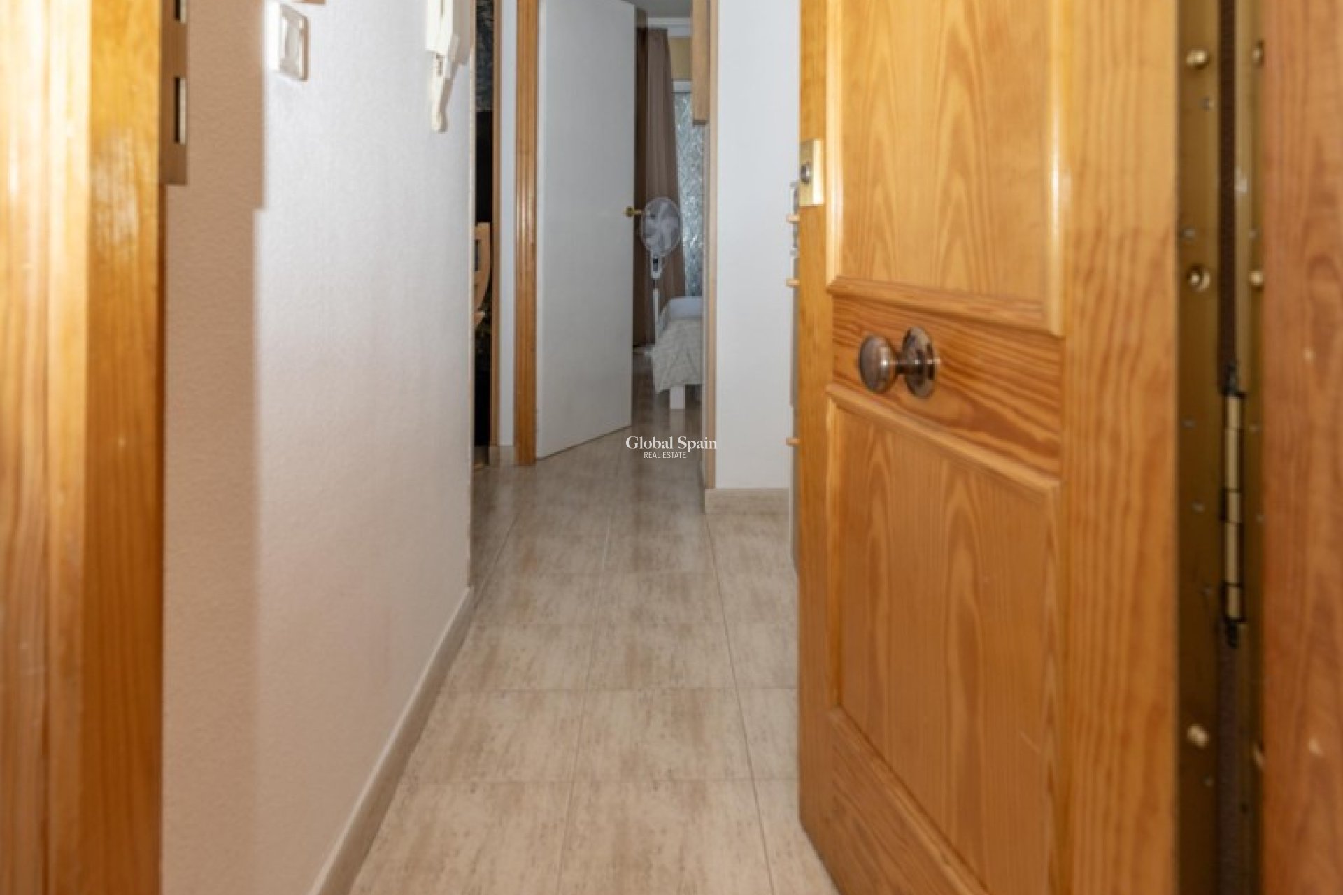 Revente - APPARTEMENT -
TORREVIEJA - Acequion