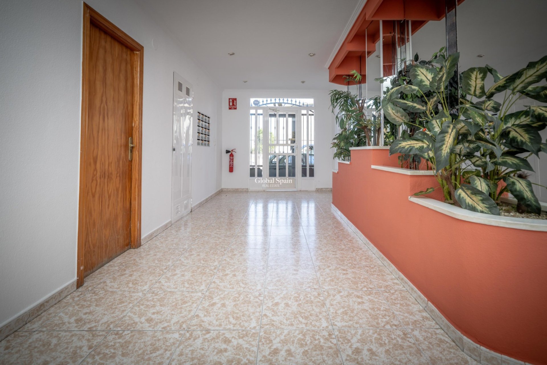 Revente - APPARTEMENT -
TORREVIEJA - Acequion