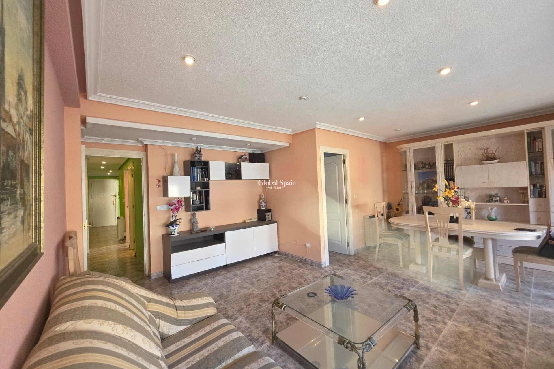 Revente - APPARTEMENT -
TORREVIEJA - Acequion