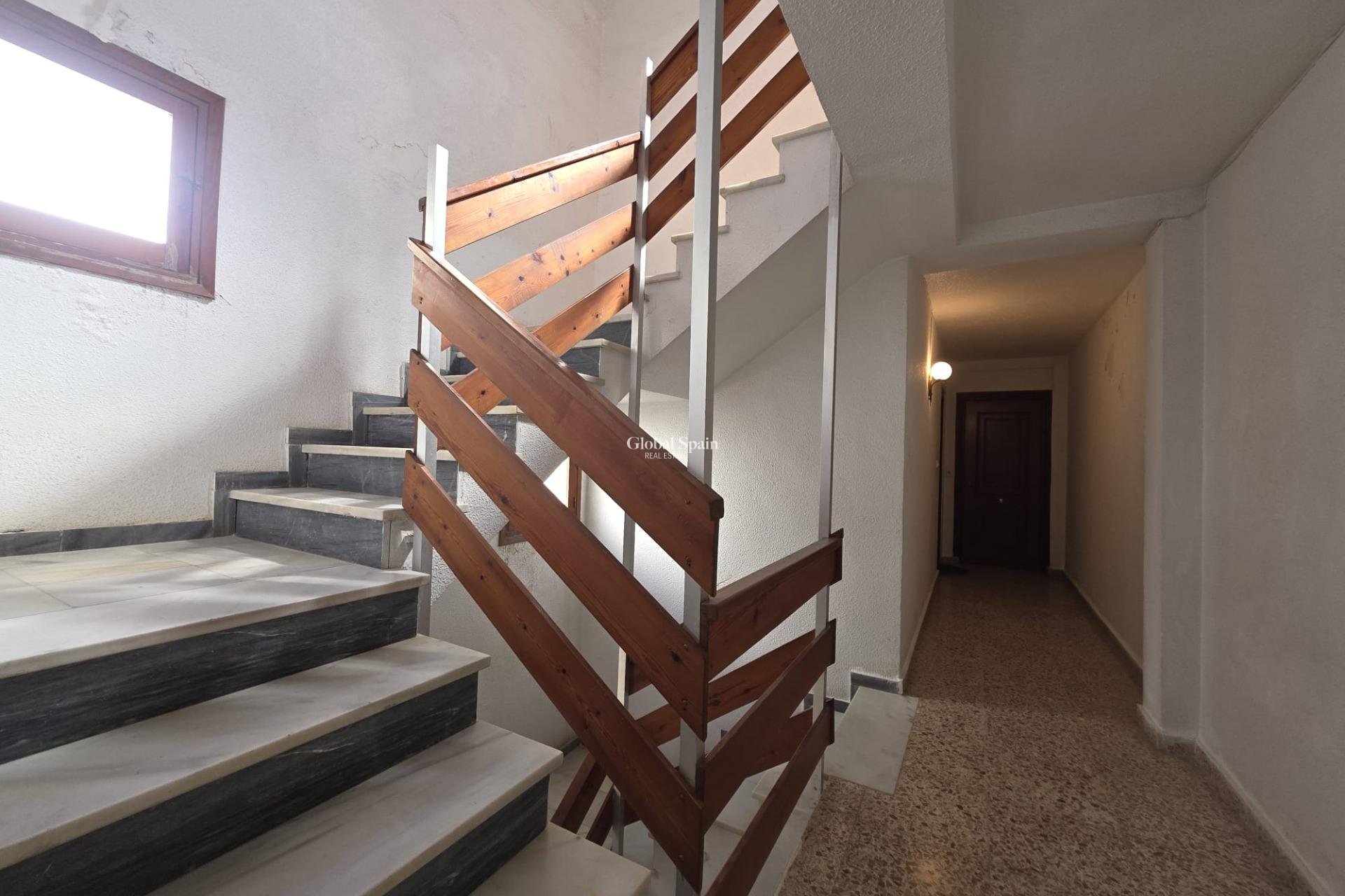 Revente - APPARTEMENT -
TORREVIEJA - Acequion