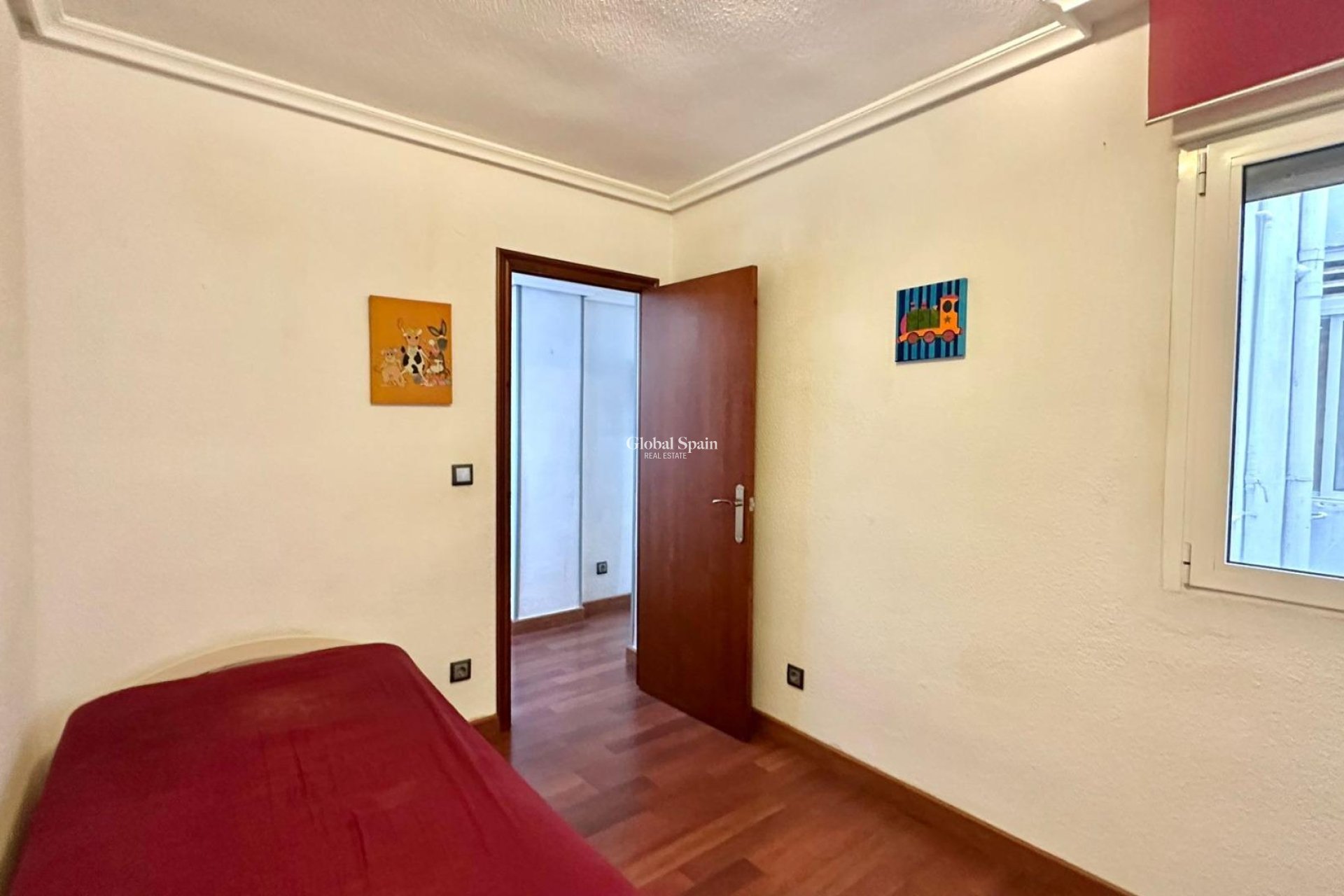 Revente - APPARTEMENT -
TORREVIEJA - Acequion