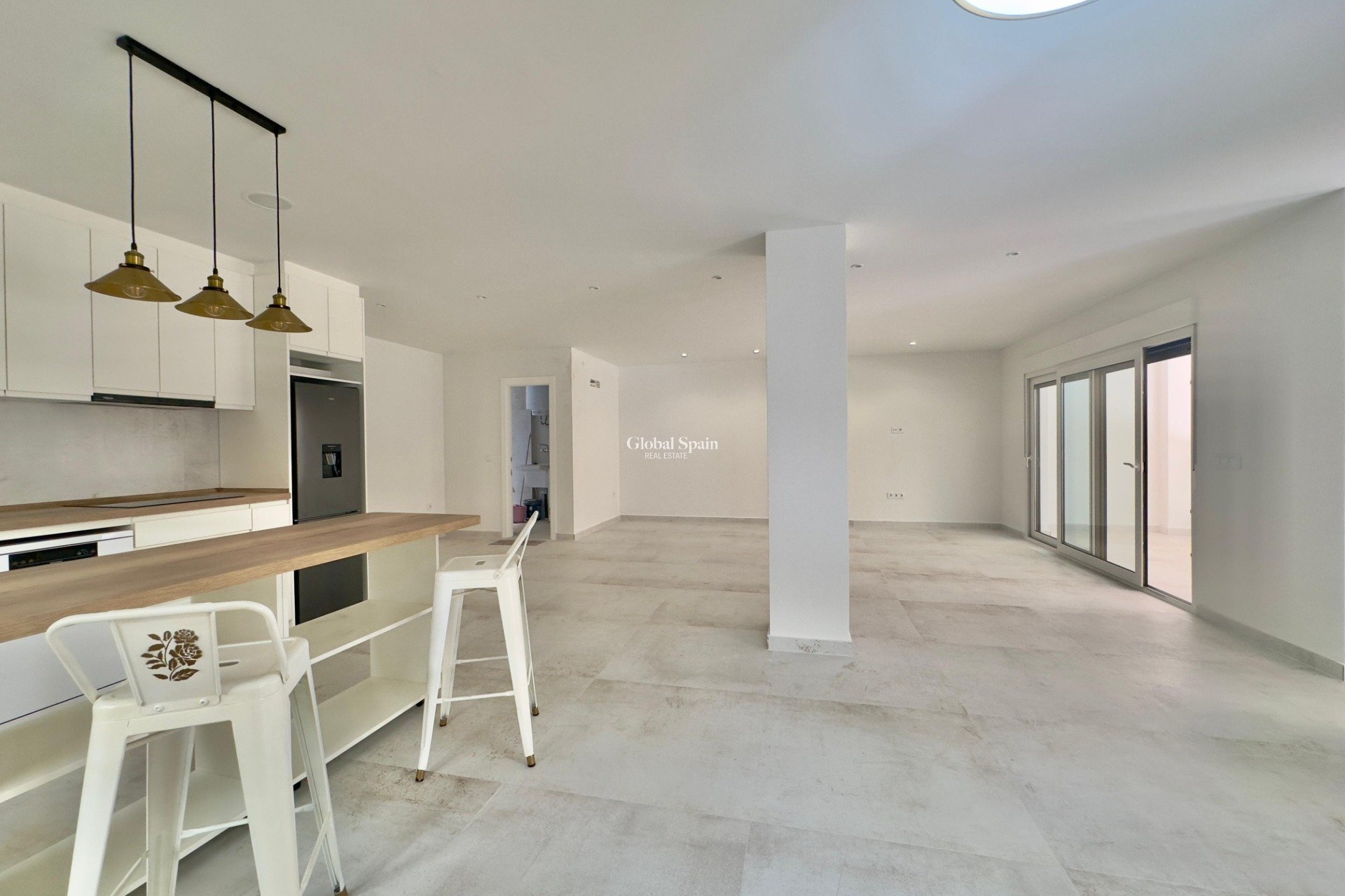 Revente - APPARTEMENT -
TORREVIEJA - Acequion