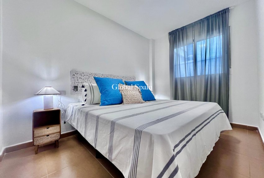 Revente - APPARTEMENT -
TORREVIEJA - Acequion