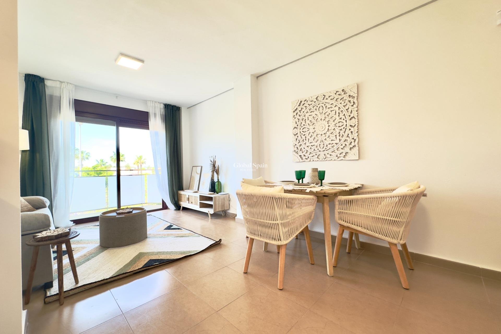 Revente - APPARTEMENT -
TORREVIEJA - Acequion