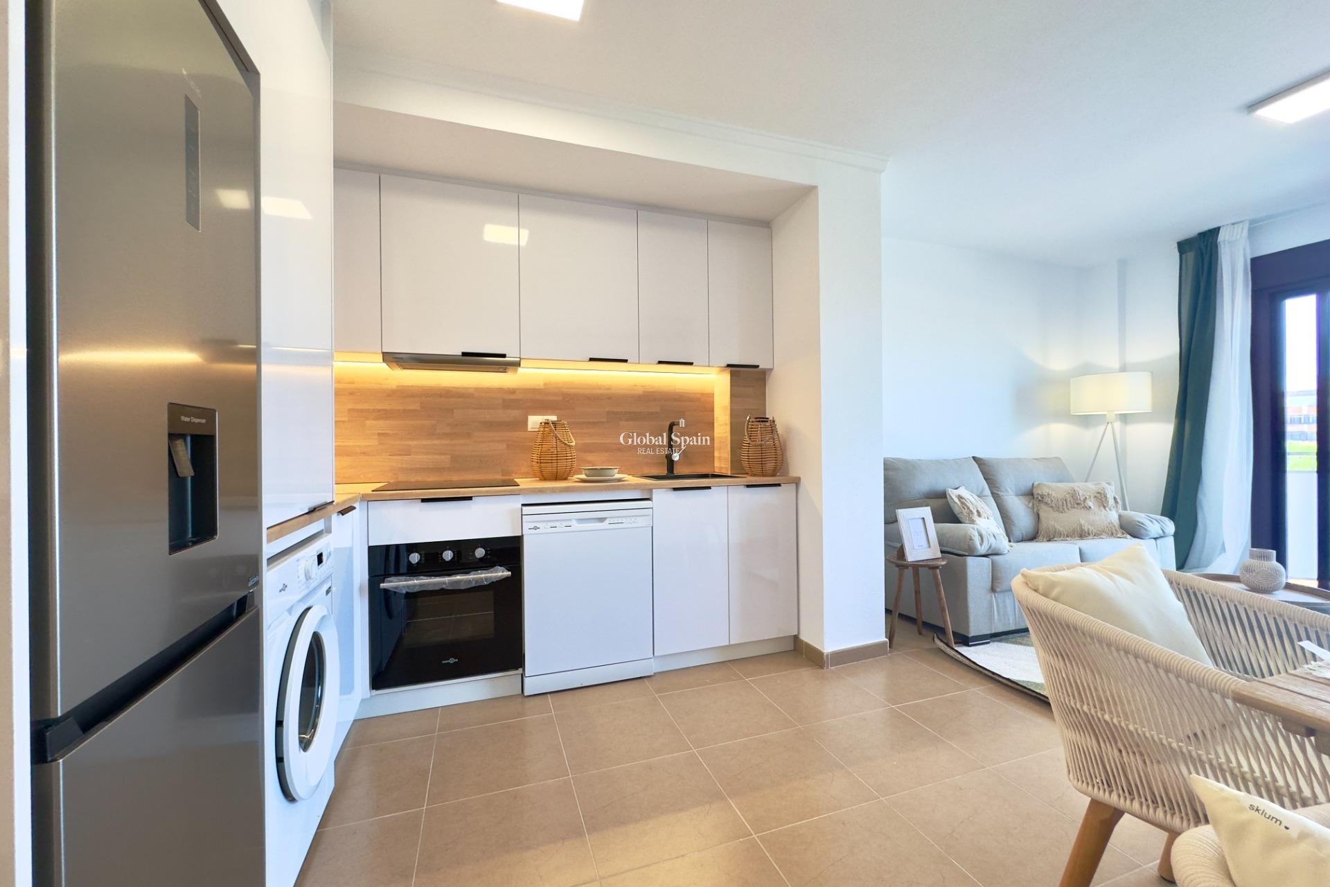Revente - APPARTEMENT -
TORREVIEJA - Acequion