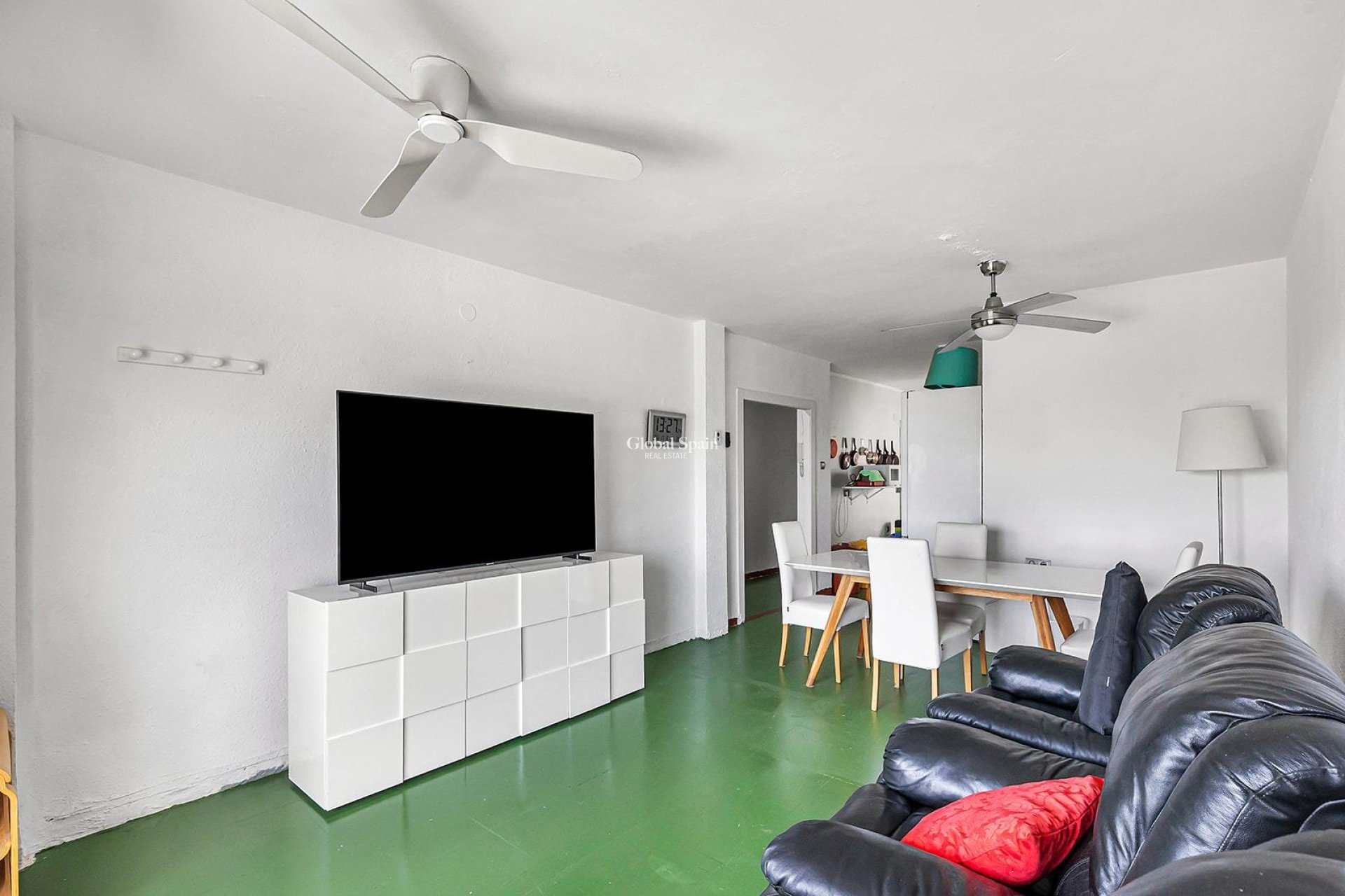 Revente - APPARTEMENT -
TORREVIEJA - Acequion