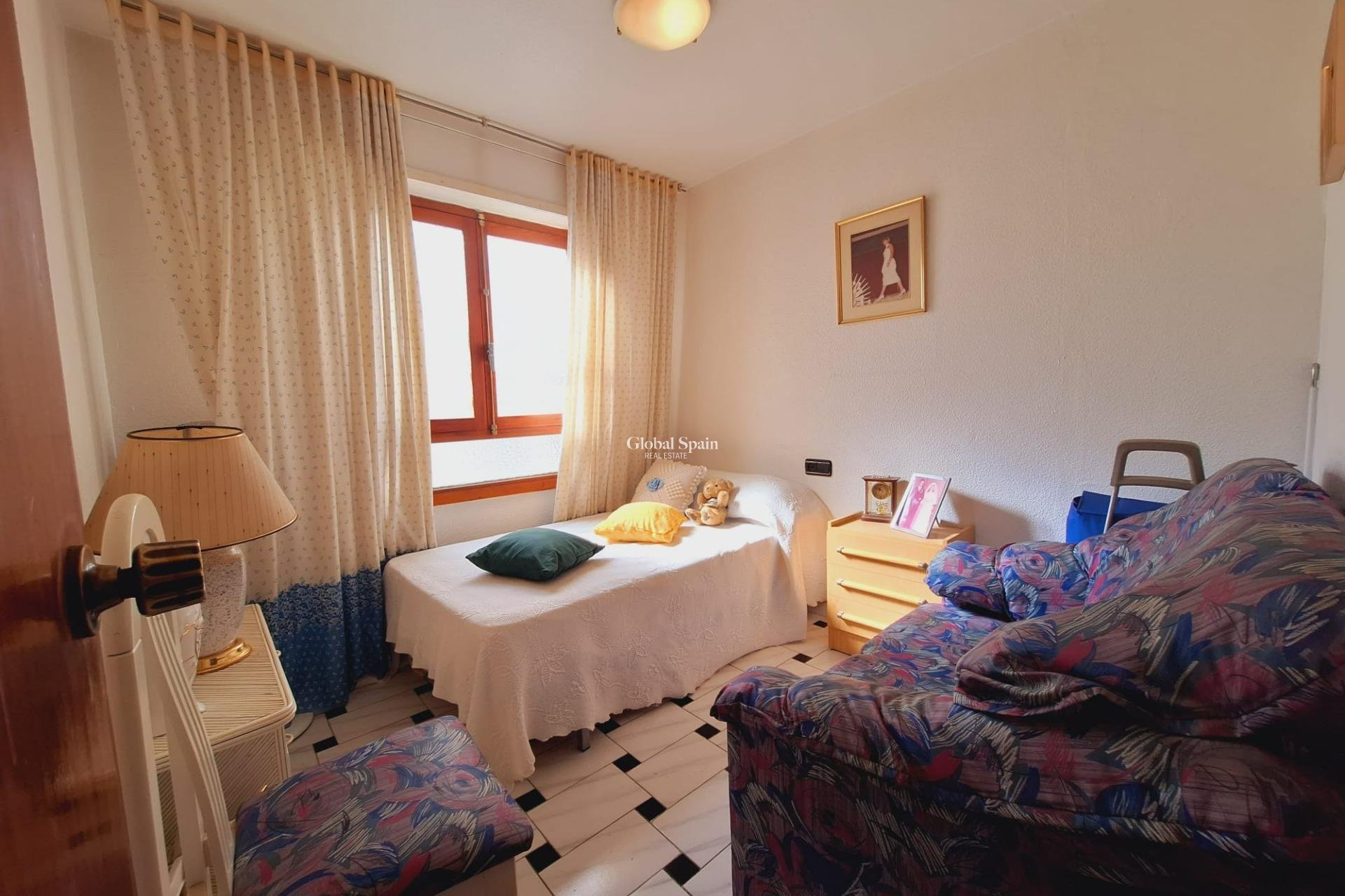 Revente - APPARTEMENT -
TORREVIEJA - Acequion