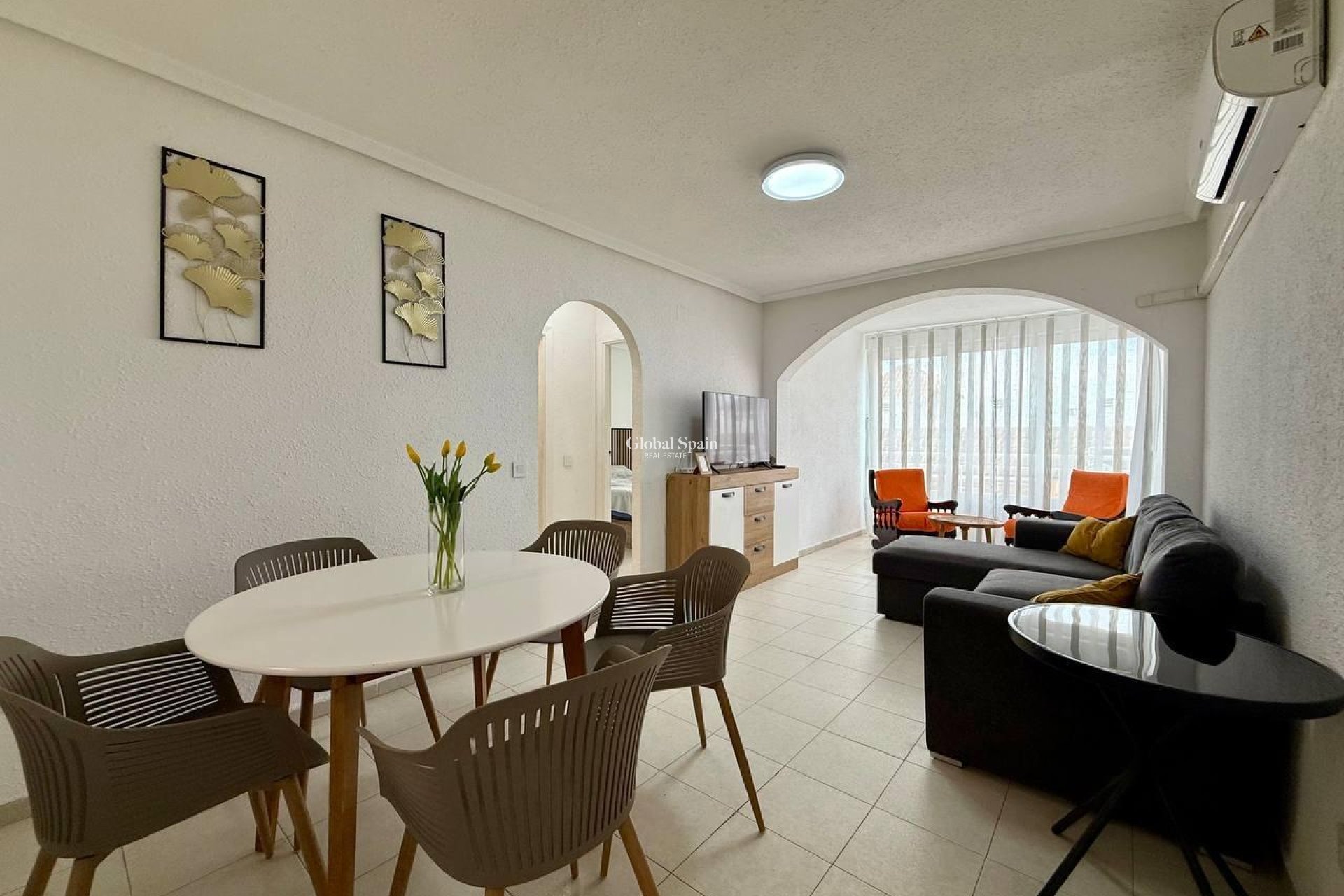 Revente - APPARTEMENT -
TORREVIEJA - Acequion