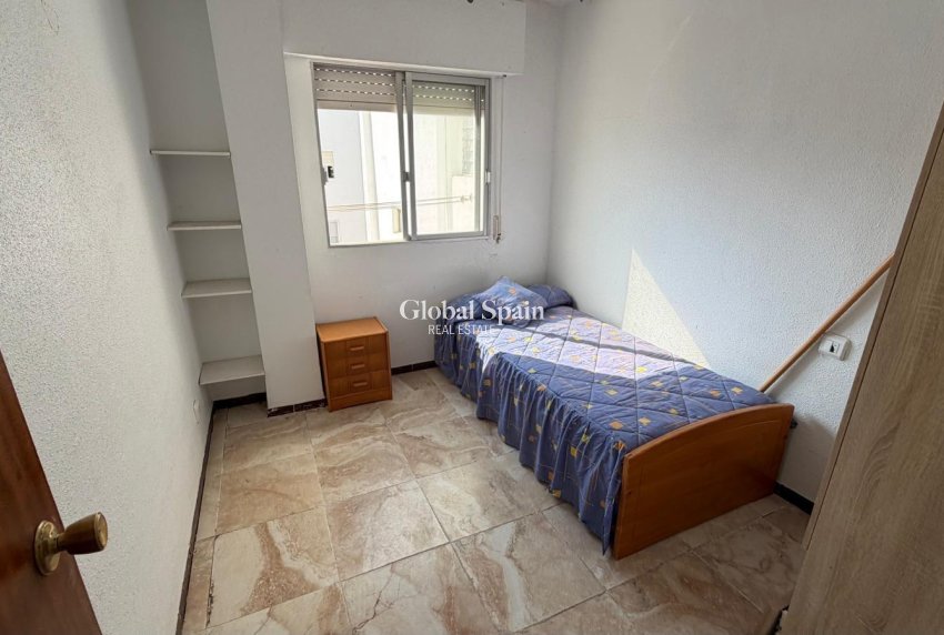 Revente - APPARTEMENT -
TORREVIEJA - Acequion