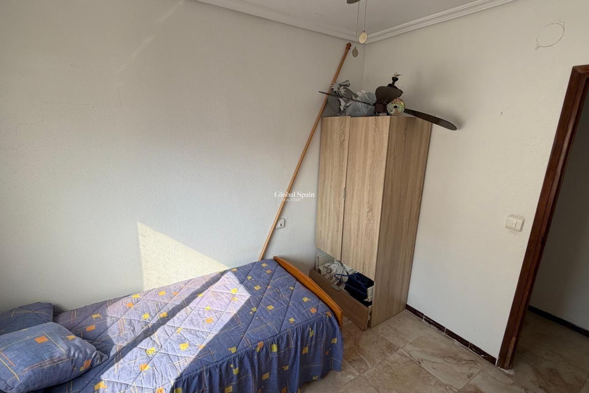 Revente - APPARTEMENT -
TORREVIEJA - Acequion