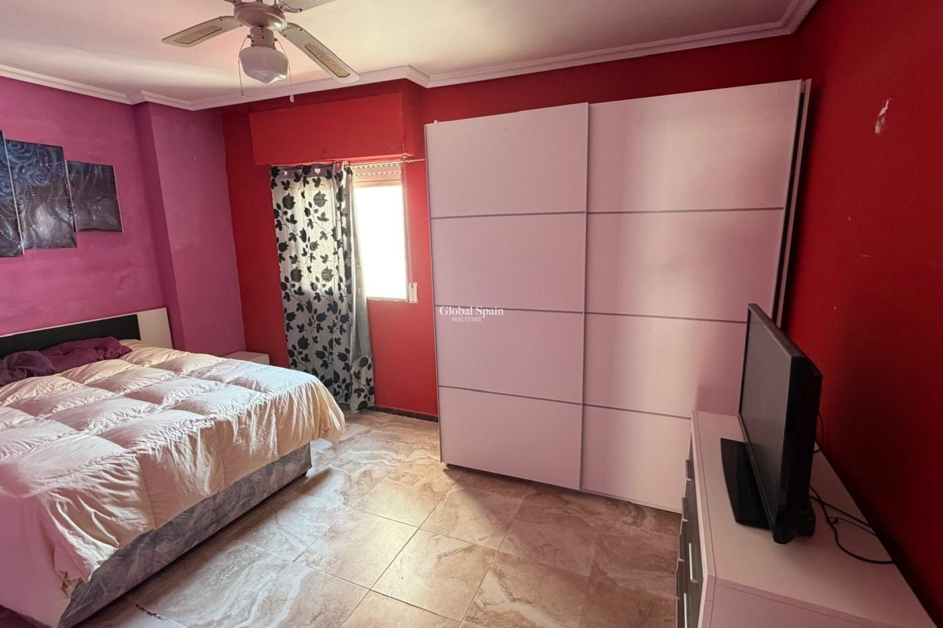 Revente - APPARTEMENT -
TORREVIEJA - Acequion