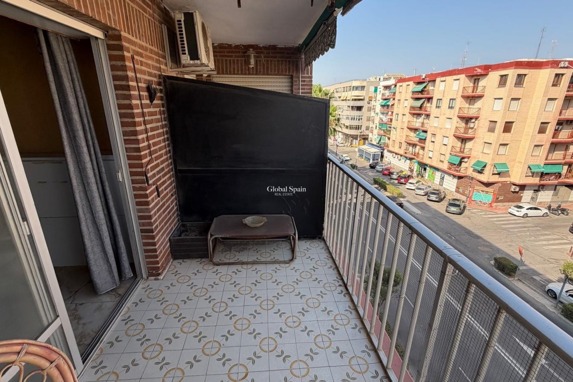 Revente - APPARTEMENT -
TORREVIEJA - Acequion