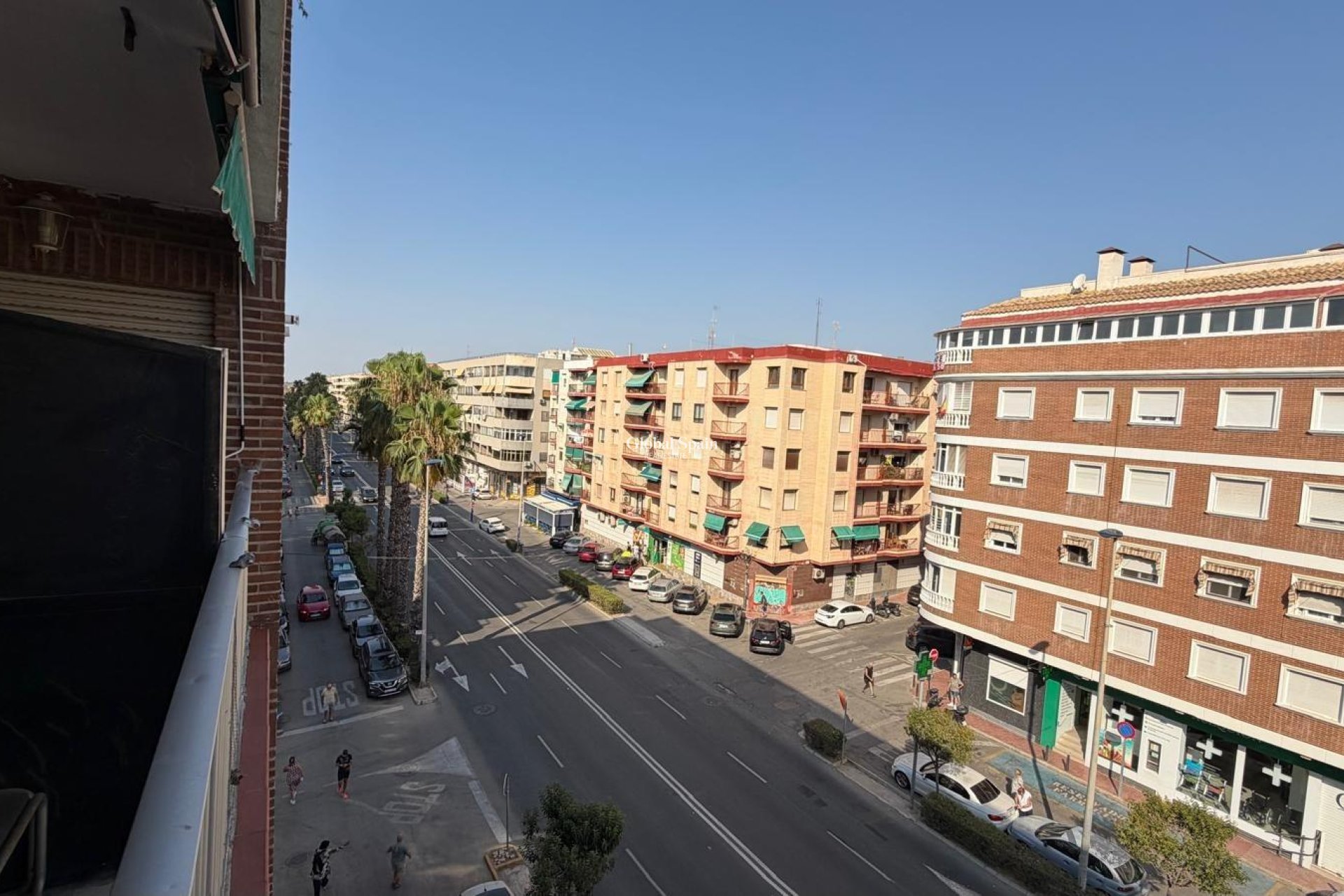 Revente - APPARTEMENT -
TORREVIEJA - Acequion