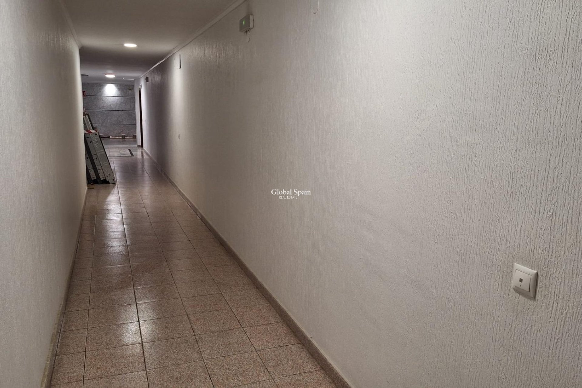 Revente - APPARTEMENT -
TORREVIEJA - Acequion