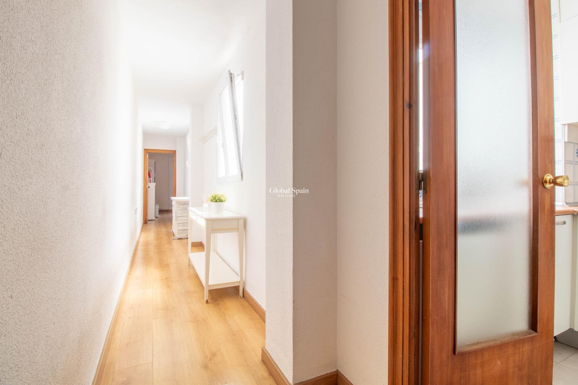 Revente - Appartement -
TORREVIEJA - Acequion