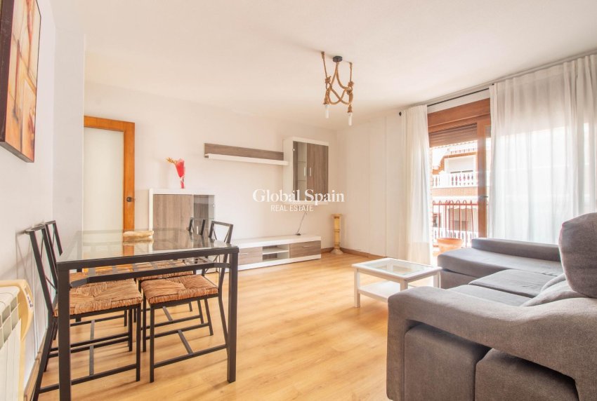 Revente - Appartement -
TORREVIEJA - Acequion