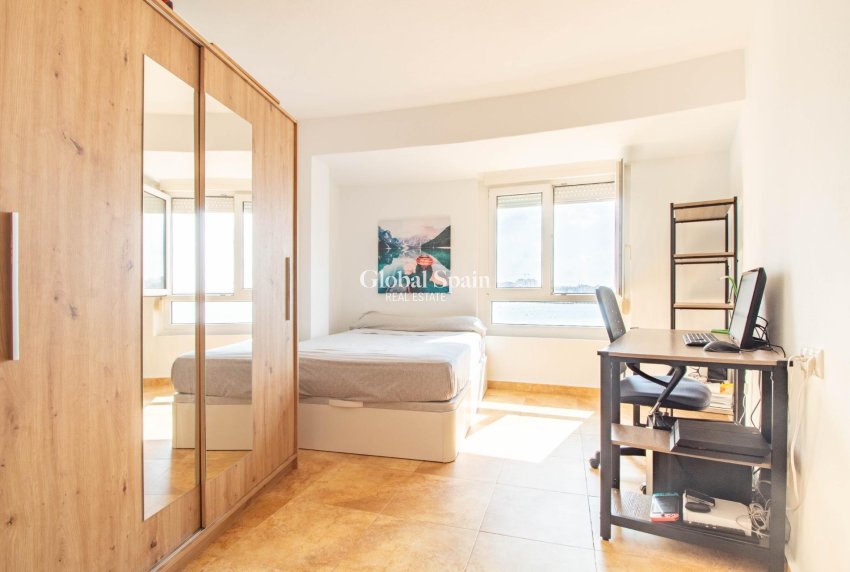 Revente - Appartement -
TORREVIEJA - Acequion