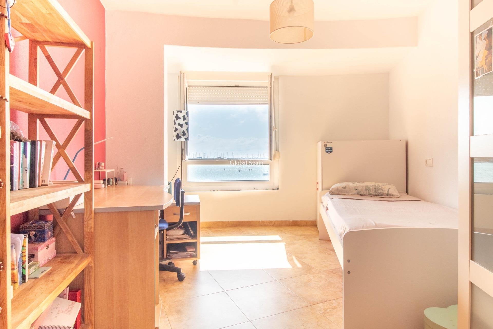 Revente - Appartement -
TORREVIEJA - Acequion