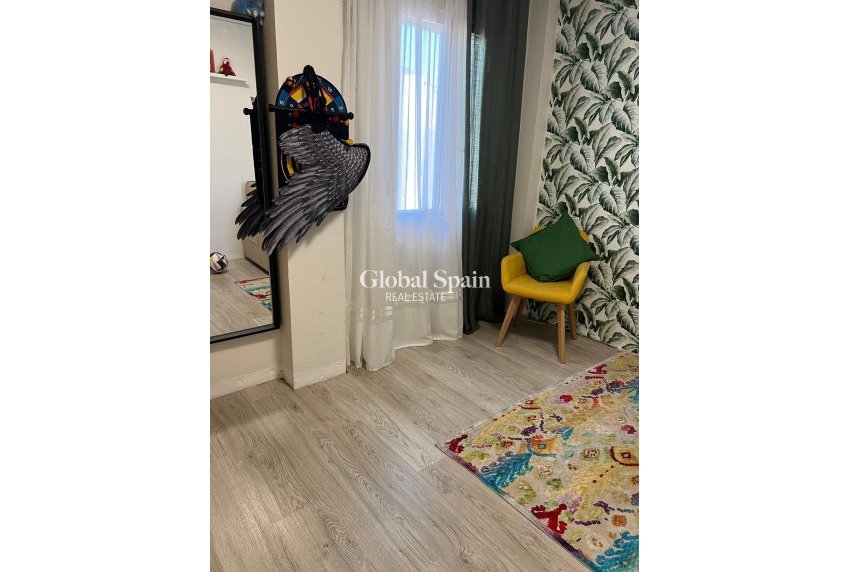 Revente - APPARTEMENT -
TORREVIEJA - Aguas Nuevas