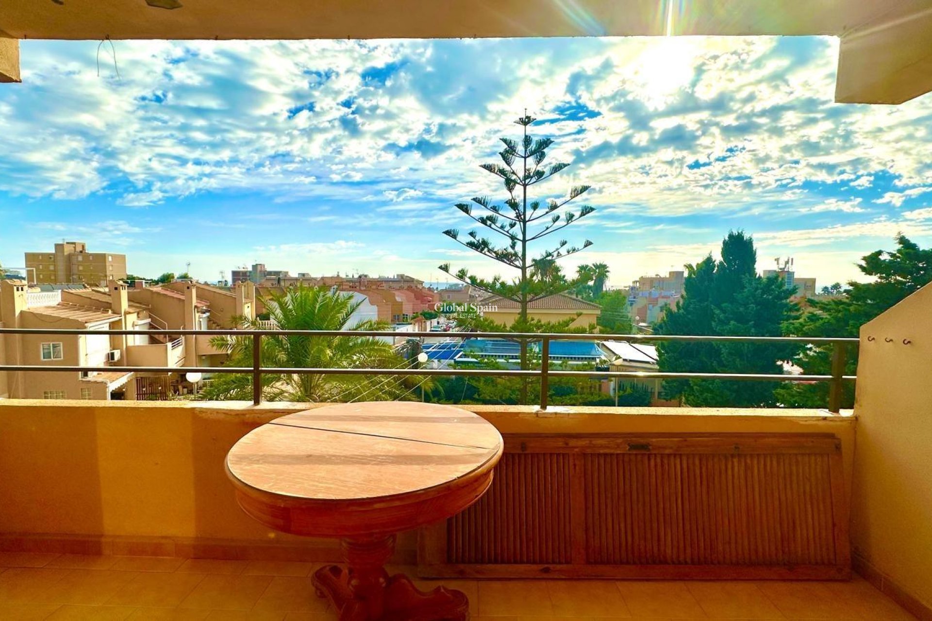 Revente - APPARTEMENT -
TORREVIEJA - Aguas Nuevas