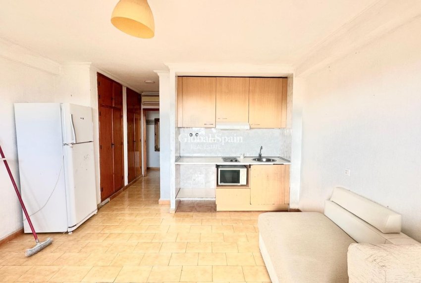 Revente - APPARTEMENT -
TORREVIEJA - Aguas Nuevas